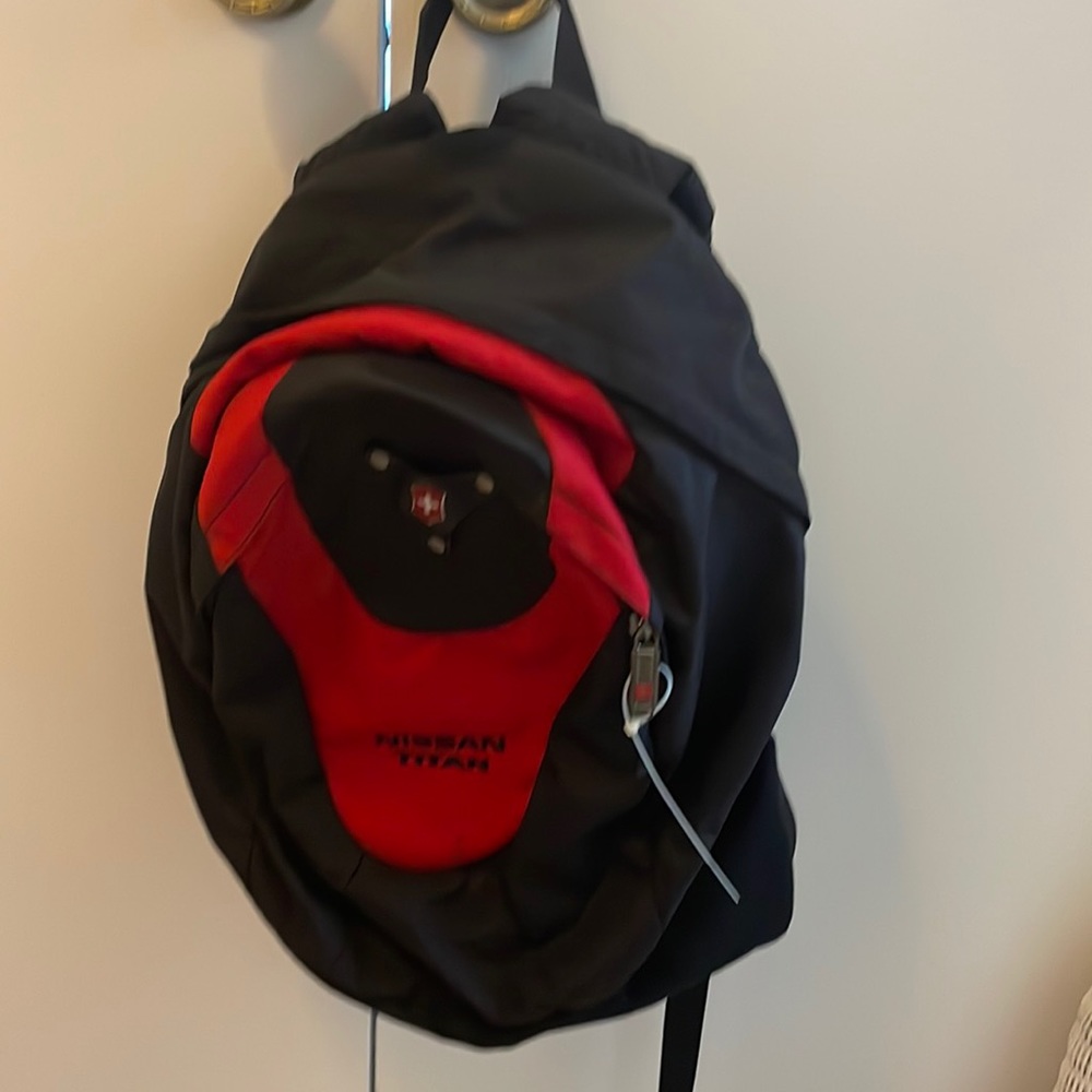 Swiss Army Backpack Nissan Titan